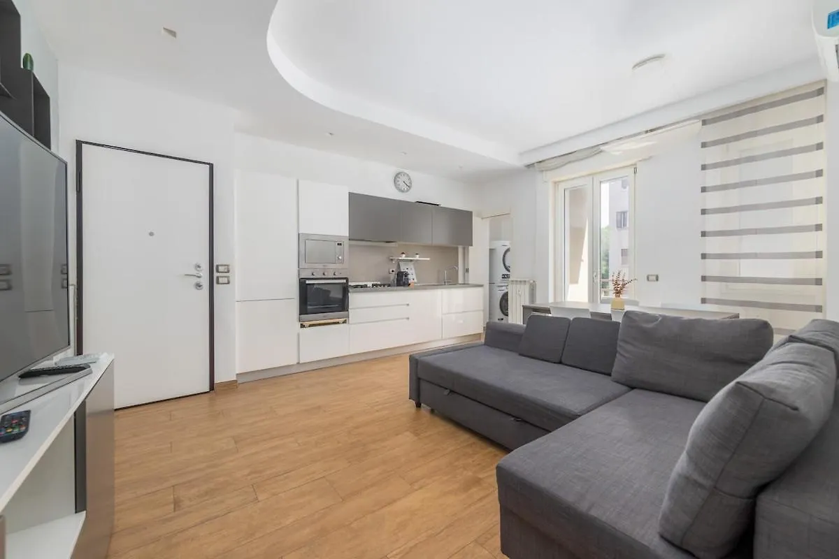 Apartment Wonderful Suite Near Center,Wifi,Comfort,Parking Milan Italy