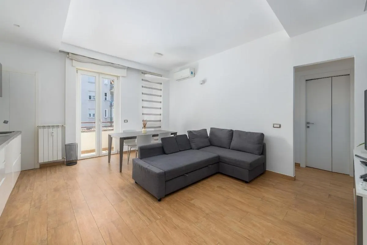 Wonderful Suite Near Center,Wifi,Comfort,Parking Milan Italy