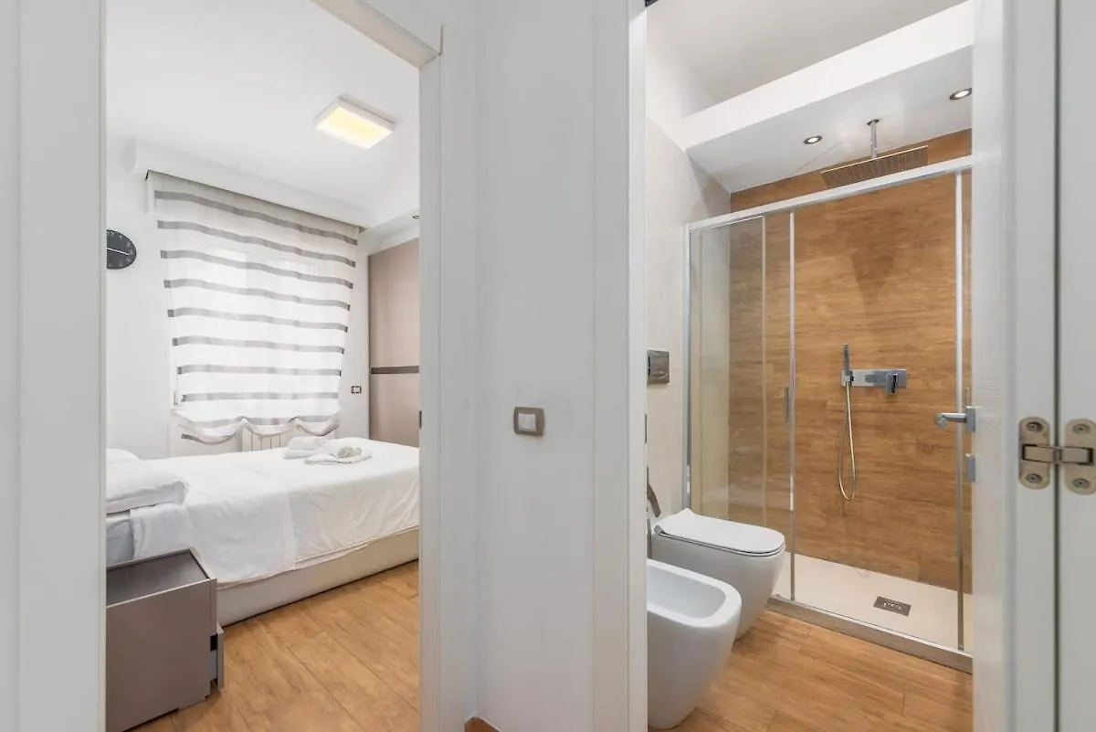 Wonderful Suite Near Center,Wifi,Comfort,Parking Milan Apartment