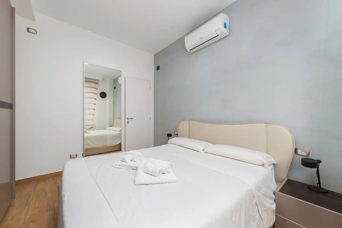 Apartment Wonderful Suite Near Center,Wifi,Comfort,Parking Milan